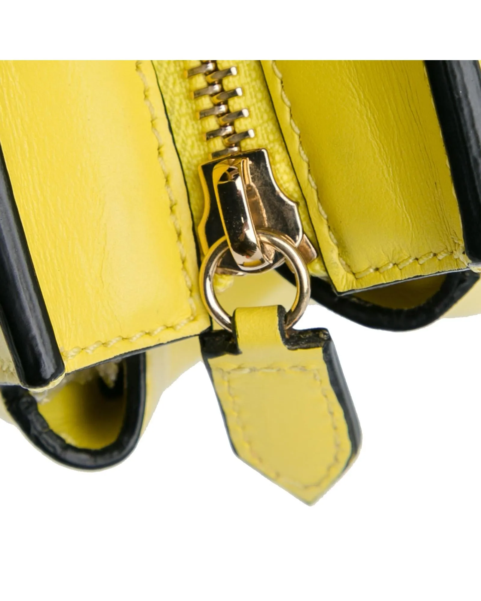 Elegant Calfskin Handbag with Rolled Handles and Detachable Shoulder Strap