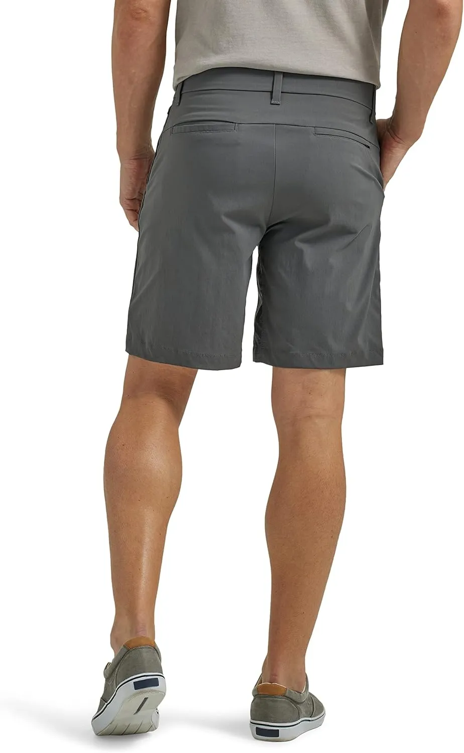 Lee Men's Extreme Motion Regular Fit Synthetic Flat Front Short