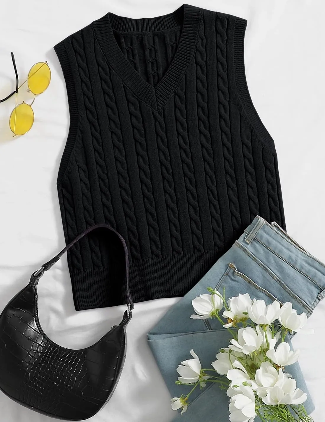 Locachy Women's Vintage Loose V Neck Sleeveless Cable Knit Preppy Style Pullover Sweater Vest
