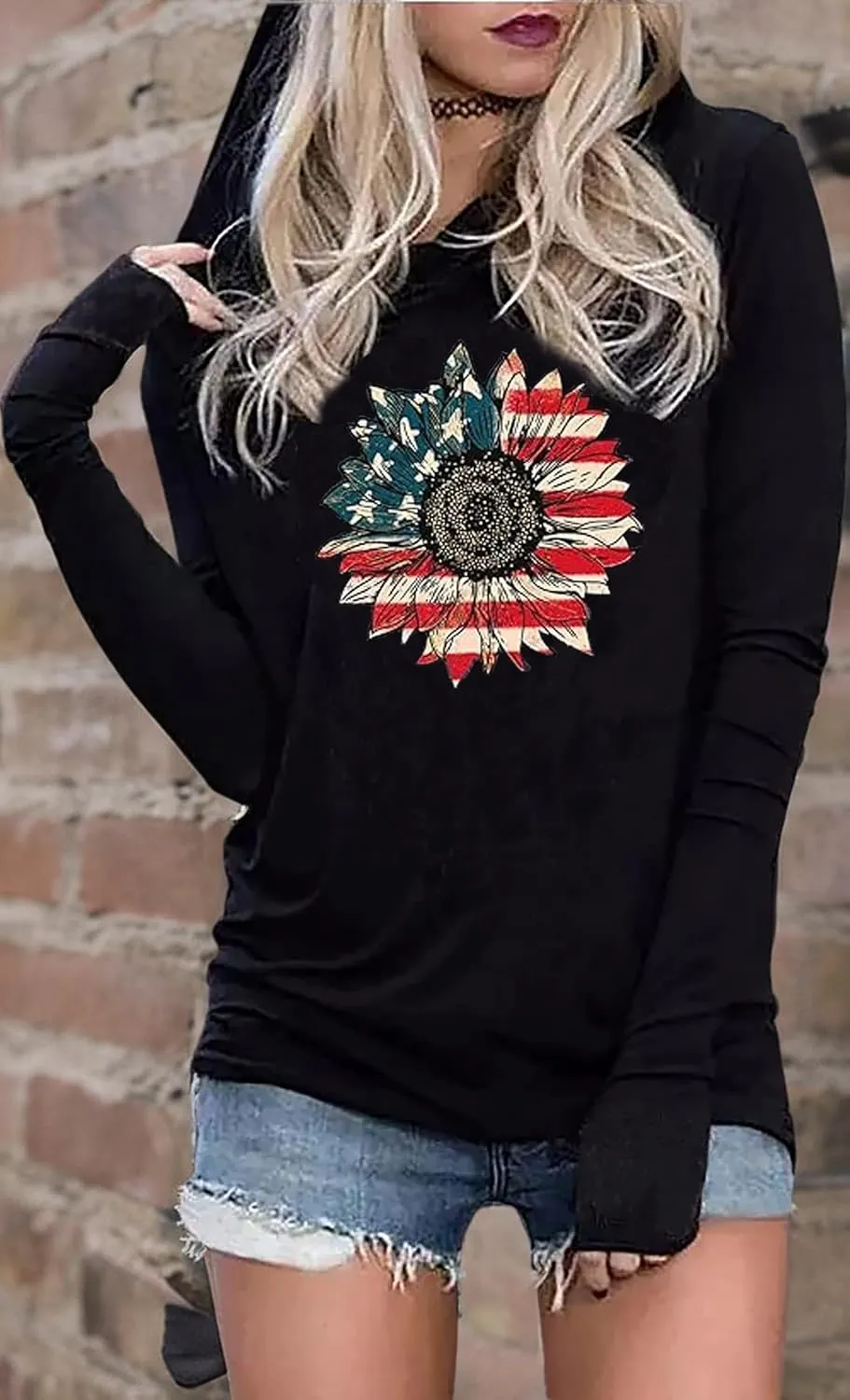 LYEIAO American Flag Fashion Hoodie for Women USA Flag Graphic T-Shirt 4th of July Patriotic Long Sleeve Hoodie Pullover Tops