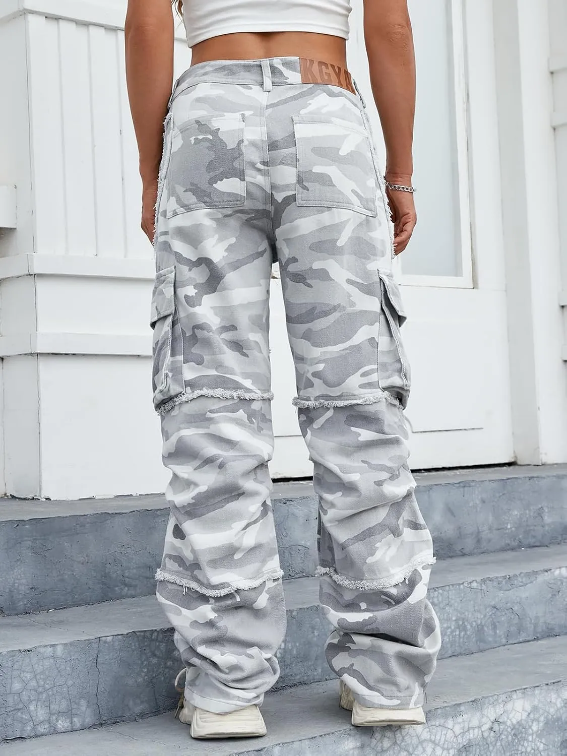 Unisex Camo Cargo Pants, Multi Pockets Raw Edge Oversized Straight Zipper Wide Legs Streetwear for Hip Hop Men Women