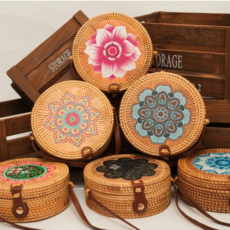 Women Hollow Woven Rattan Round Straw Shoulder Bag