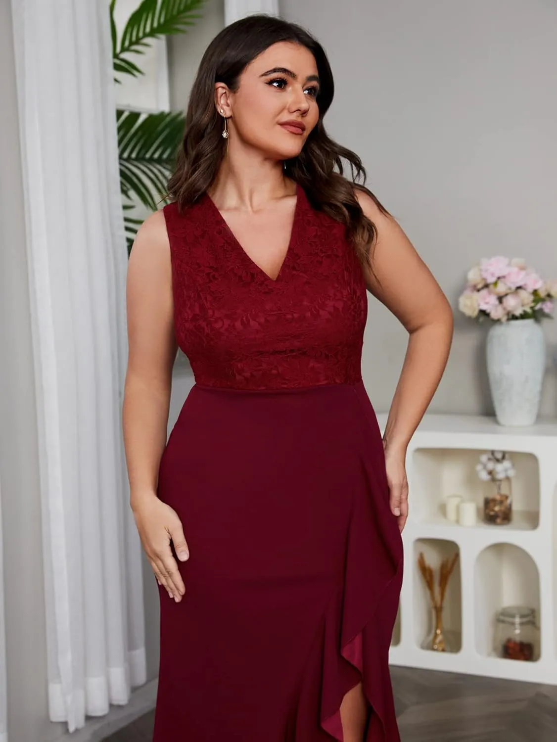Women Plus Size Fashion Lace V-Neck Bodice Ruffle Mermaid Hem Party Dress