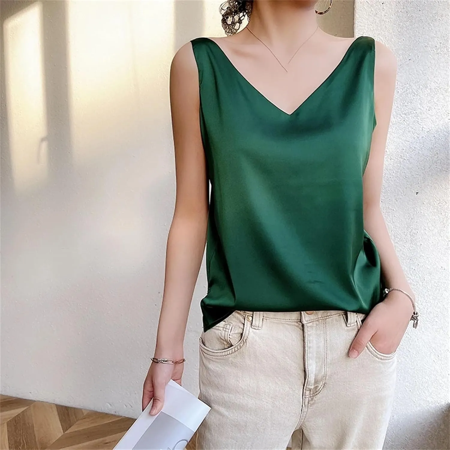 Women's Silk Satin V-Neck Vest Tops for Women Trendy Loose Thin Sleeveless Camisole Tops